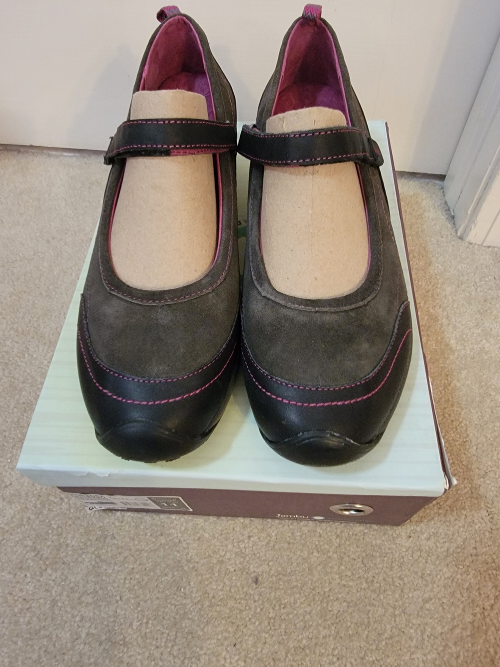 Jambu Charcoal Mary Jane Shoes with Pink Accents Size 11M NWT